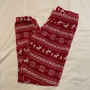 Joe Fresh Girls Pajamas with Reindeer & snowflakes! Size  xl or 14.